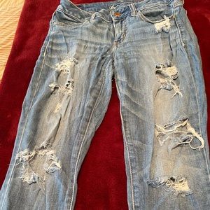 American Eagle Distressed Stretch Jeggings. Size 6